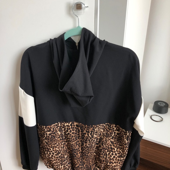 Zara Pullover - Picture 2 of 3